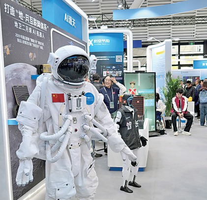 达麟操盘  这里再次汇聚互联网世界的目光